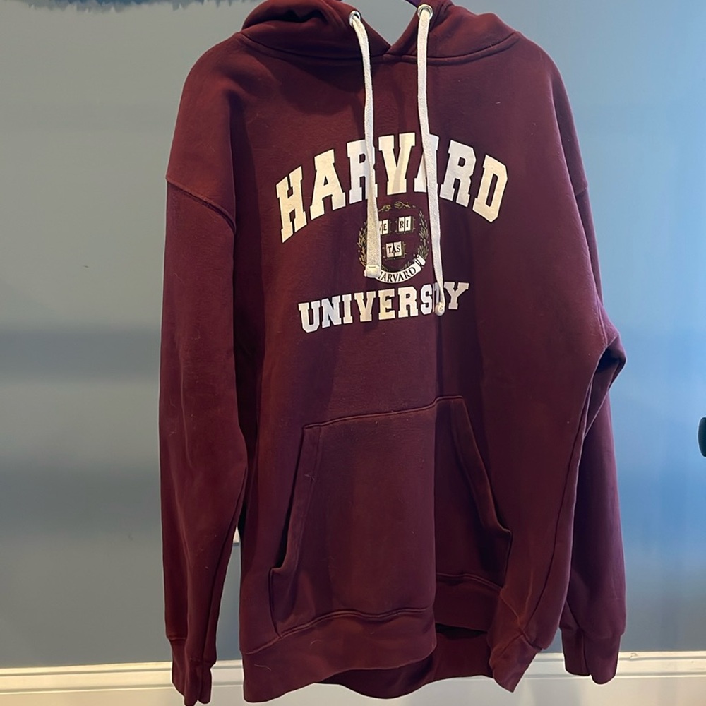 Garage-style Harvard hoodie, size XL. Fun and stylish!
